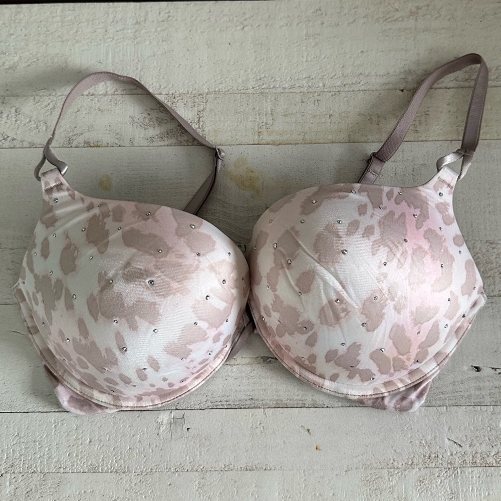 Victorias Secret Miraculous Plunge Bra sz: 34D